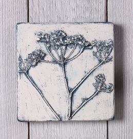 Small Blue Cow Parsley plaster cast tile